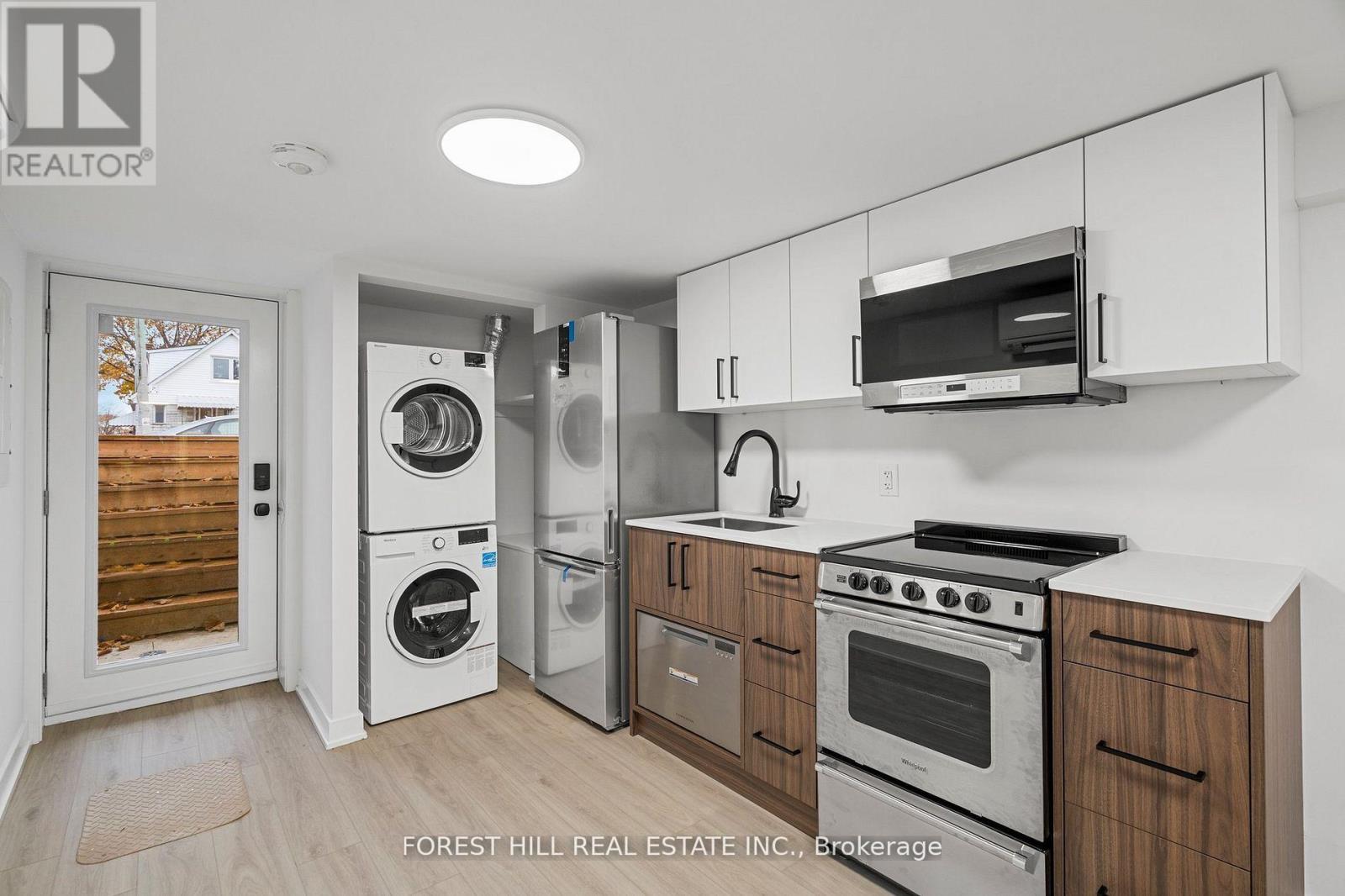 D - 69 CLAYBROOKE STREET, Toronto (Beechborough-Greenbrook) — photo 4