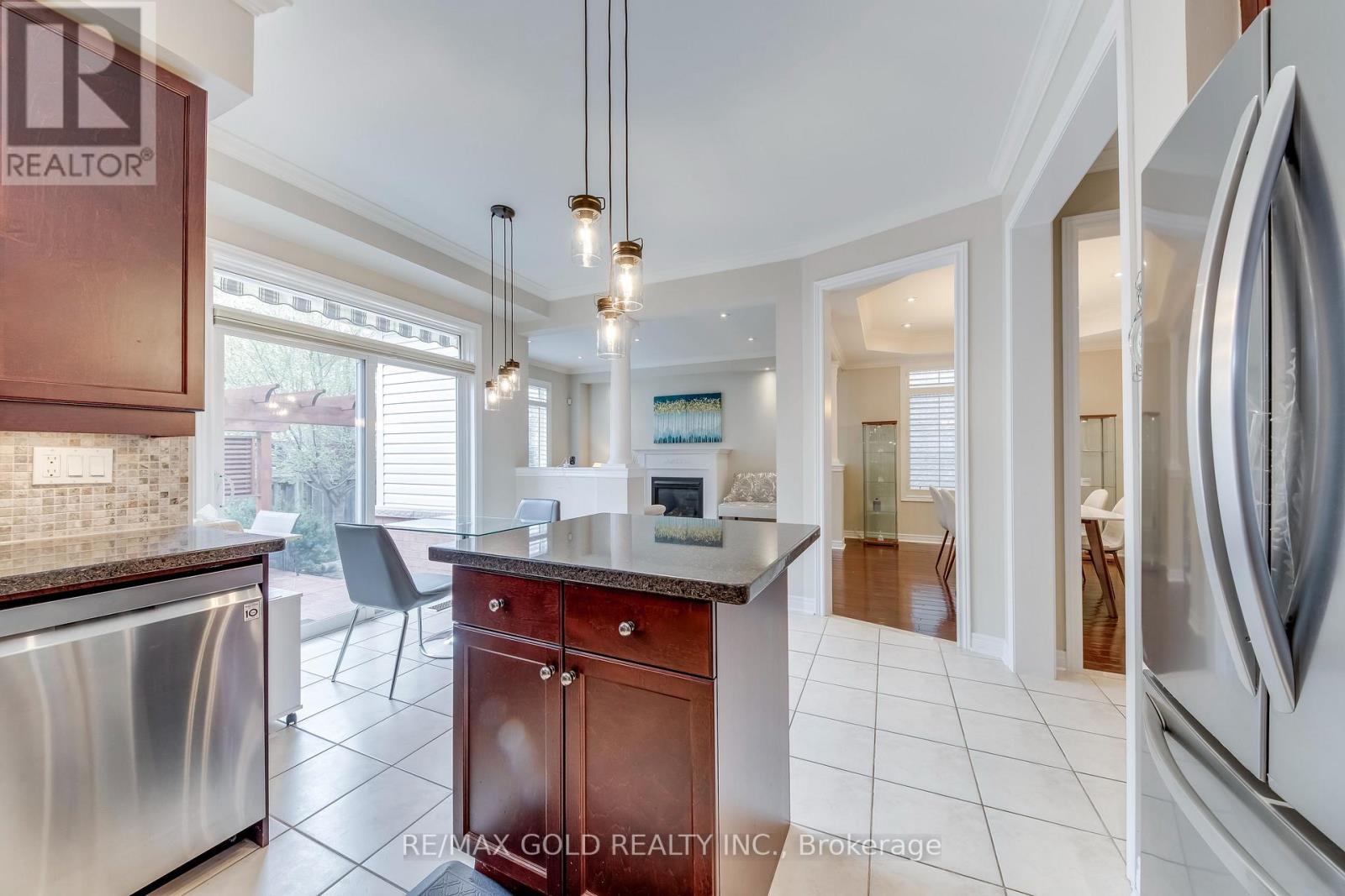 4831 COLUMBUS DRIVE - Image 20