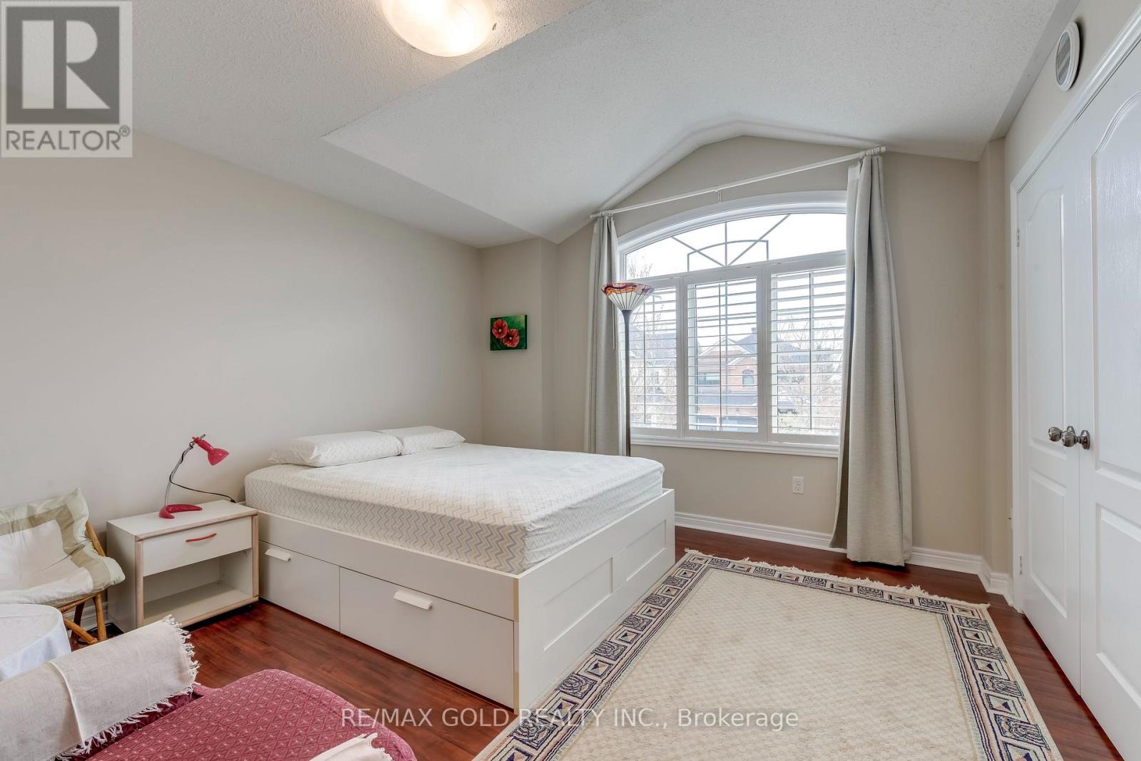 4831 COLUMBUS DRIVE - Image 35