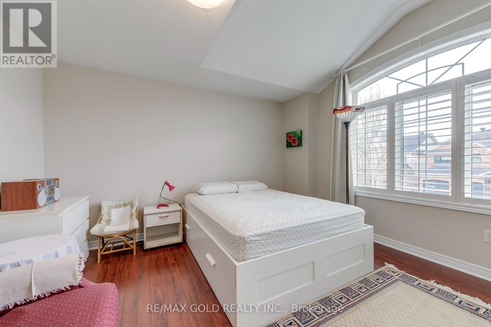 4831 COLUMBUS DRIVE - 36