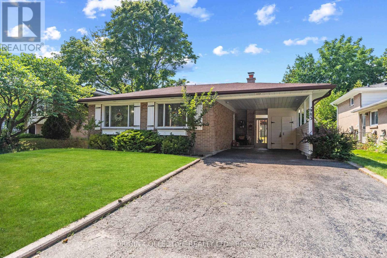 Photo of 983 Parthia Crescent