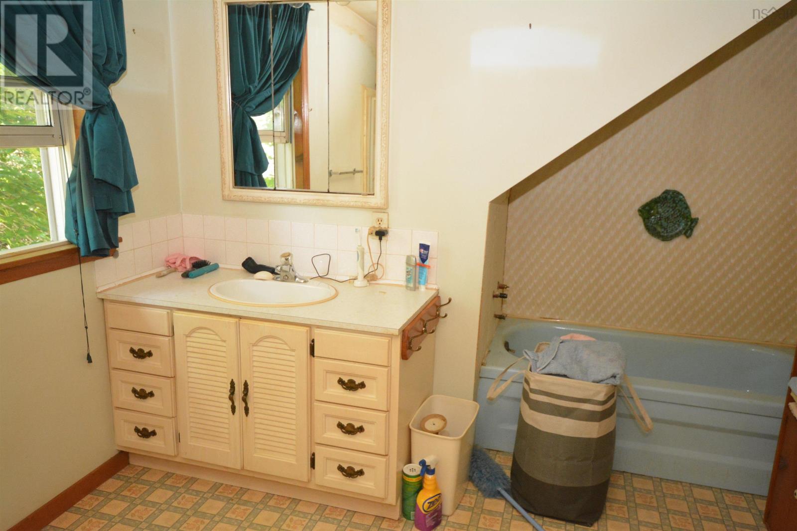 2323 Old Sambro Road - 18