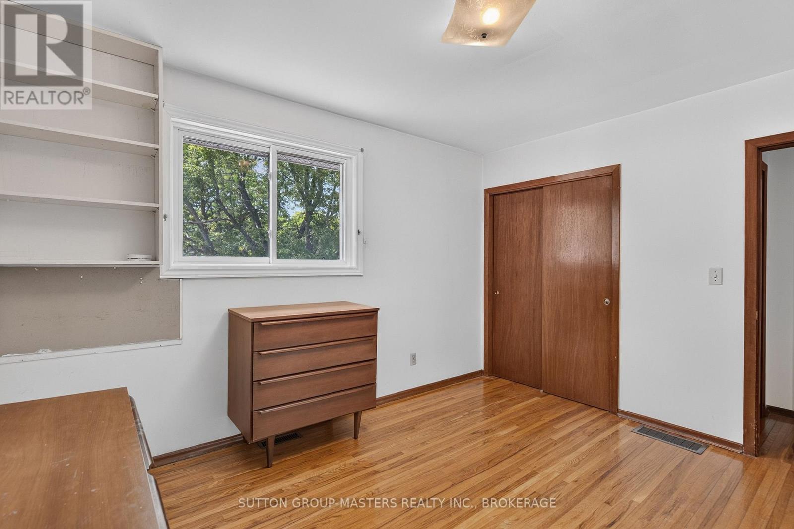 197 NORMAN ROGERS DRIVE - 24