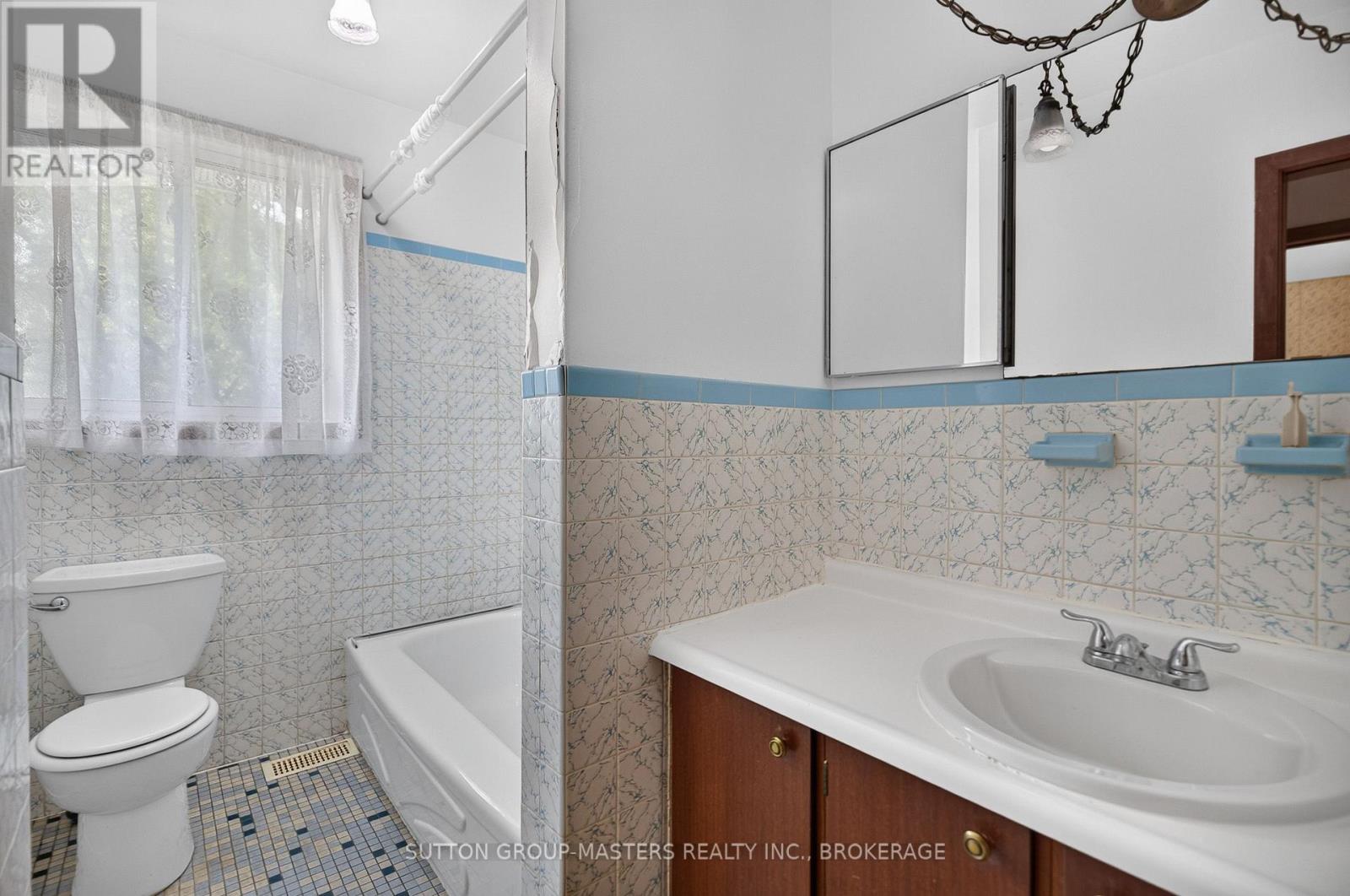 197 NORMAN ROGERS DRIVE - Image 27