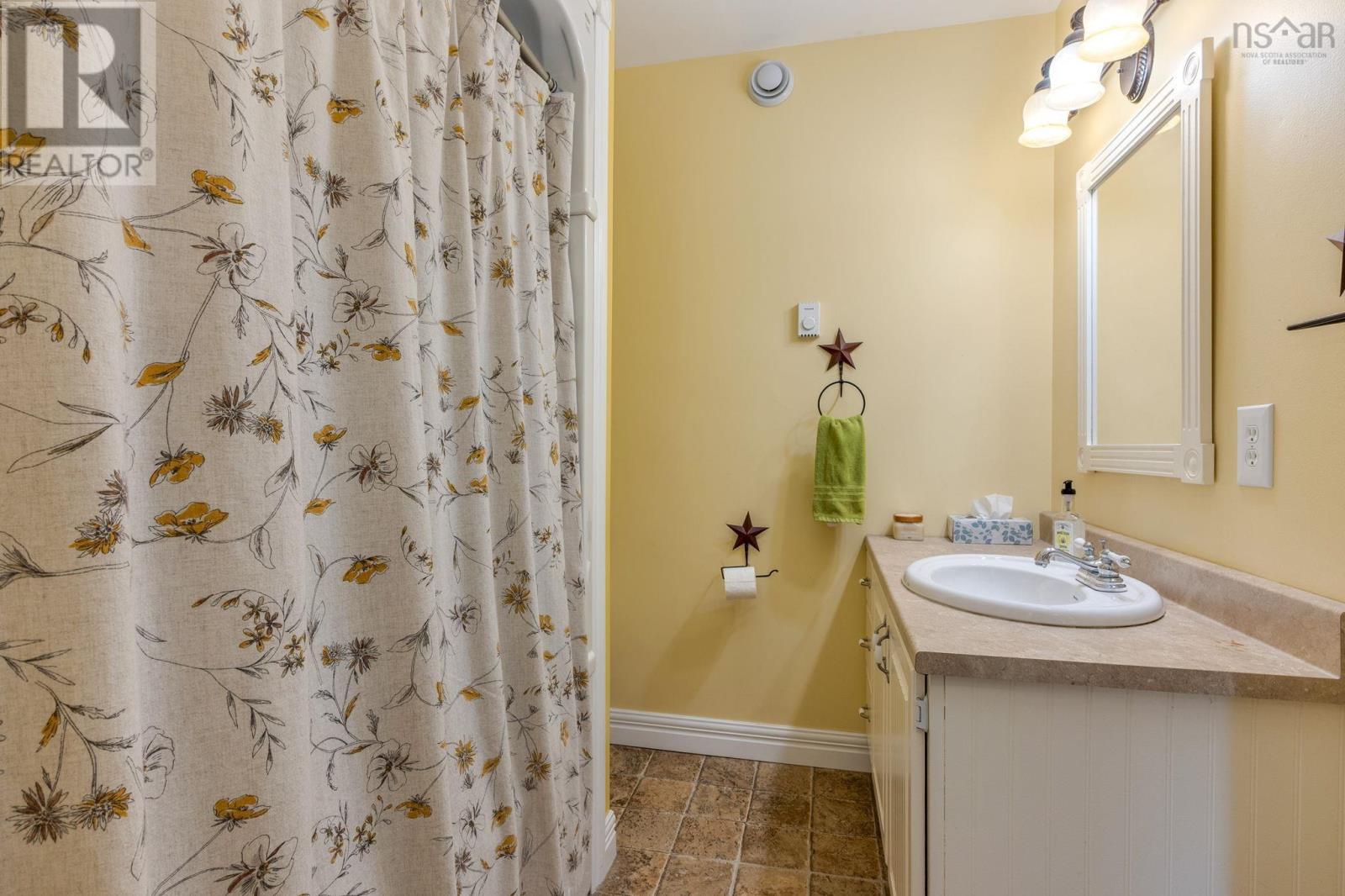 Property 22 of 37 of 212 Hallmark Avenue