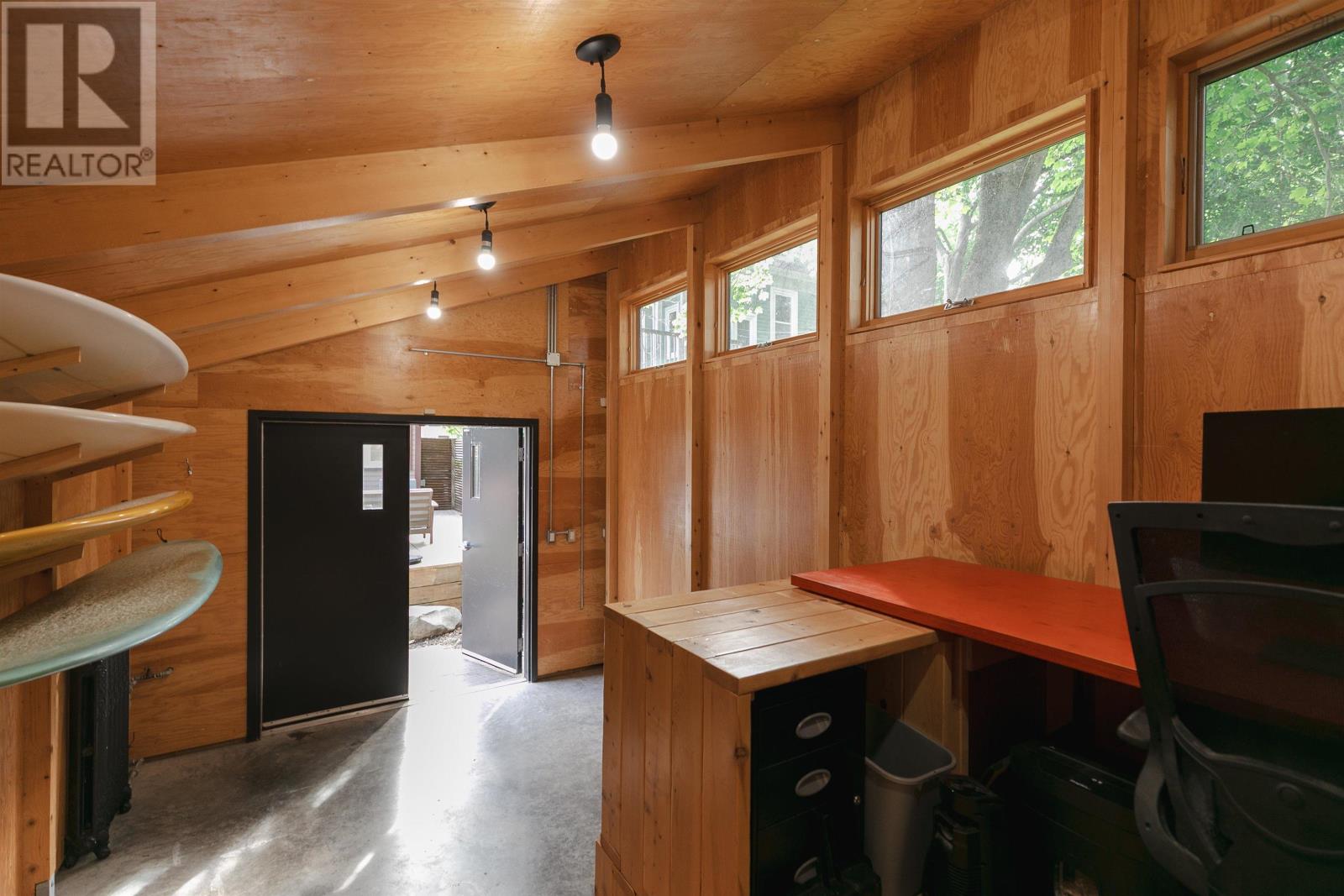 1890 Vernon Street - 42