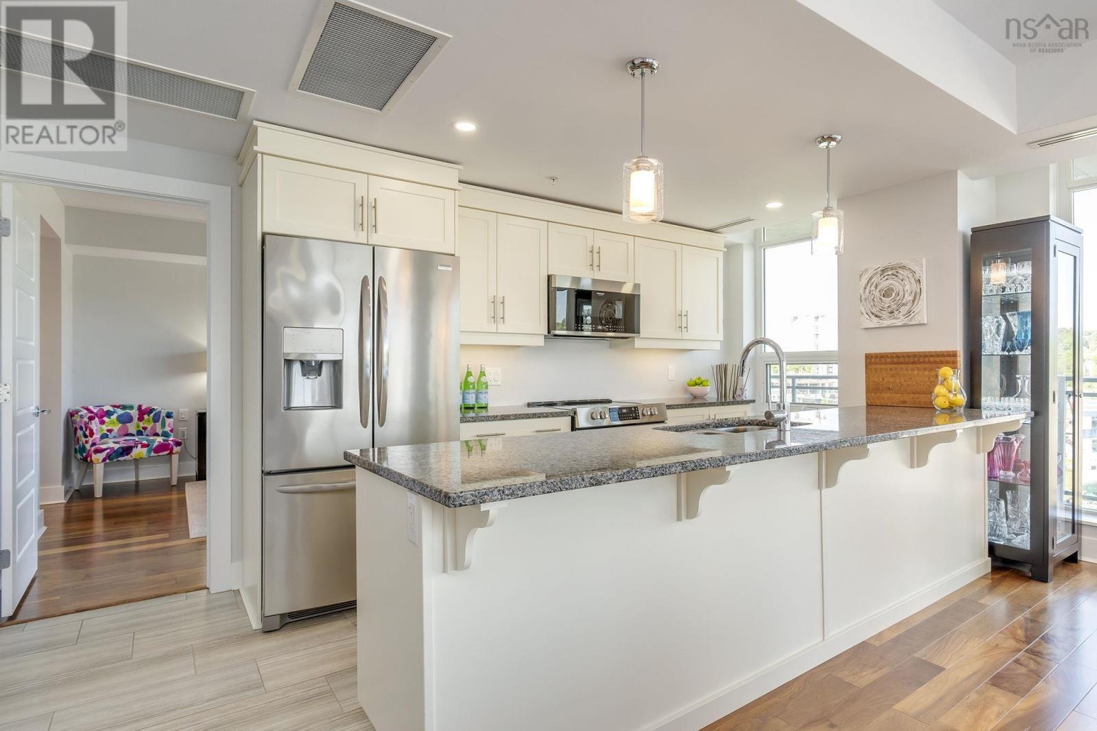 Property 33 of 50 of 502 31 Kings Wharf Place