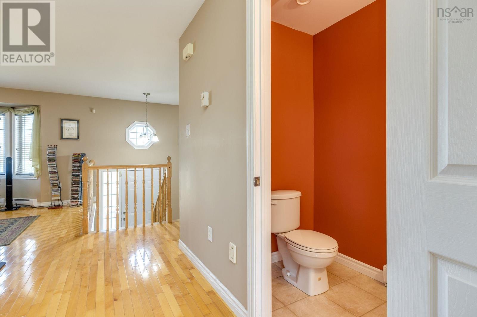 Property 24 of 50 of 54 Peter Court
