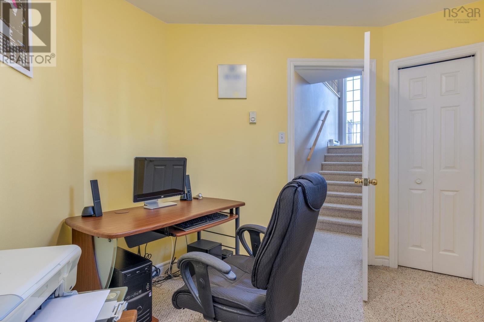 Property 29 of 50 of 54 Peter Court