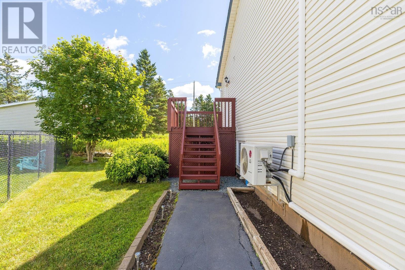 Property 38 of 50 of 54 Peter Court