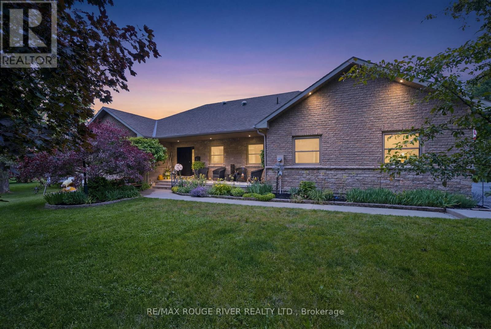 9866 ELLIS ROAD - 2