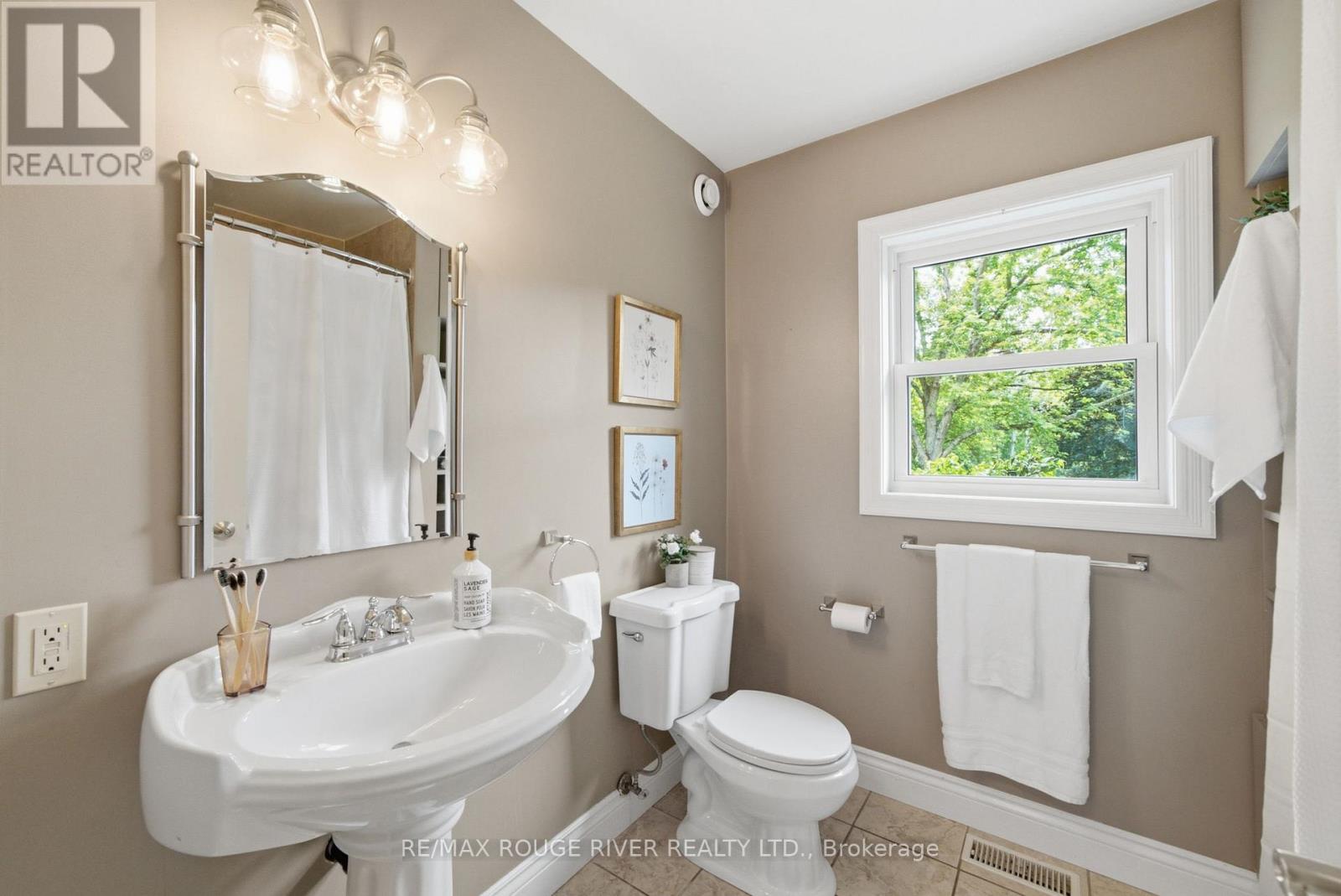 9866 ELLIS ROAD - 27