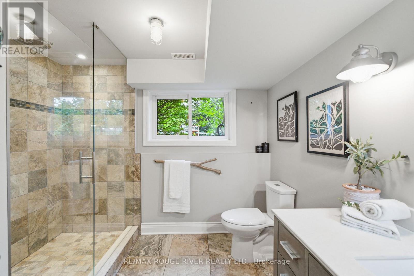 9866 ELLIS ROAD - Image 30