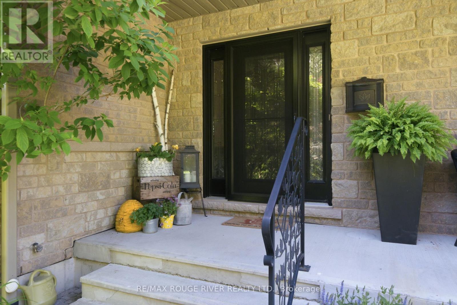 9866 ELLIS ROAD - Image 5