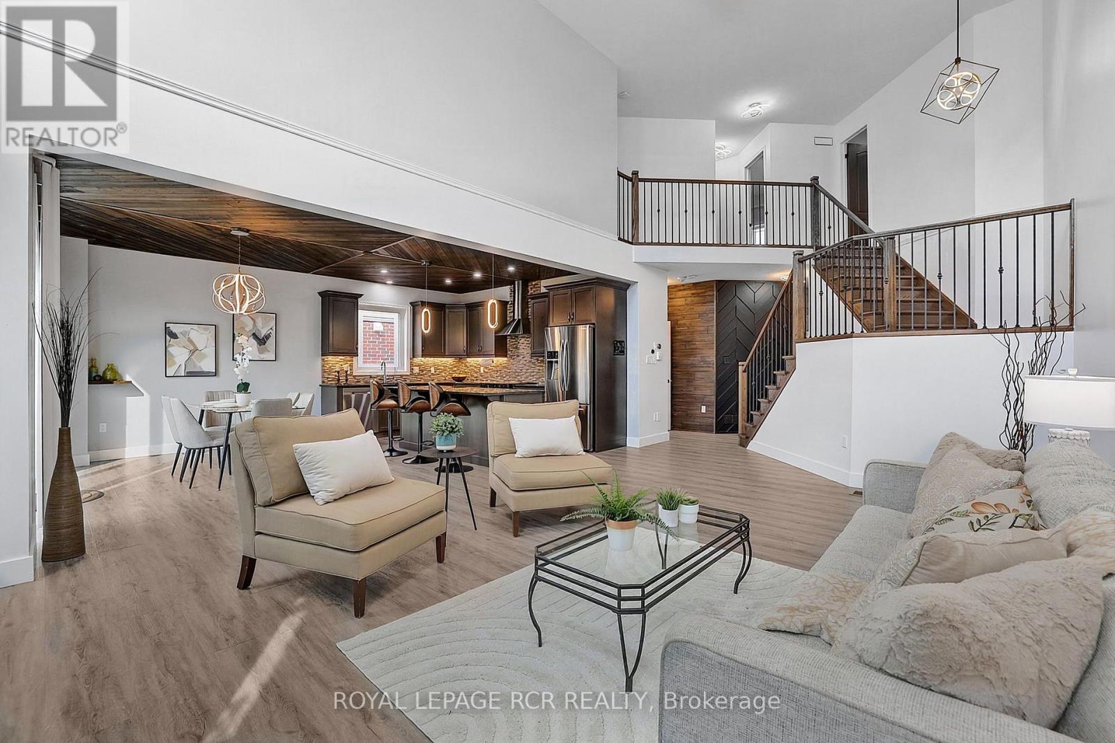 9 MCINTYRE LANE - Image 12