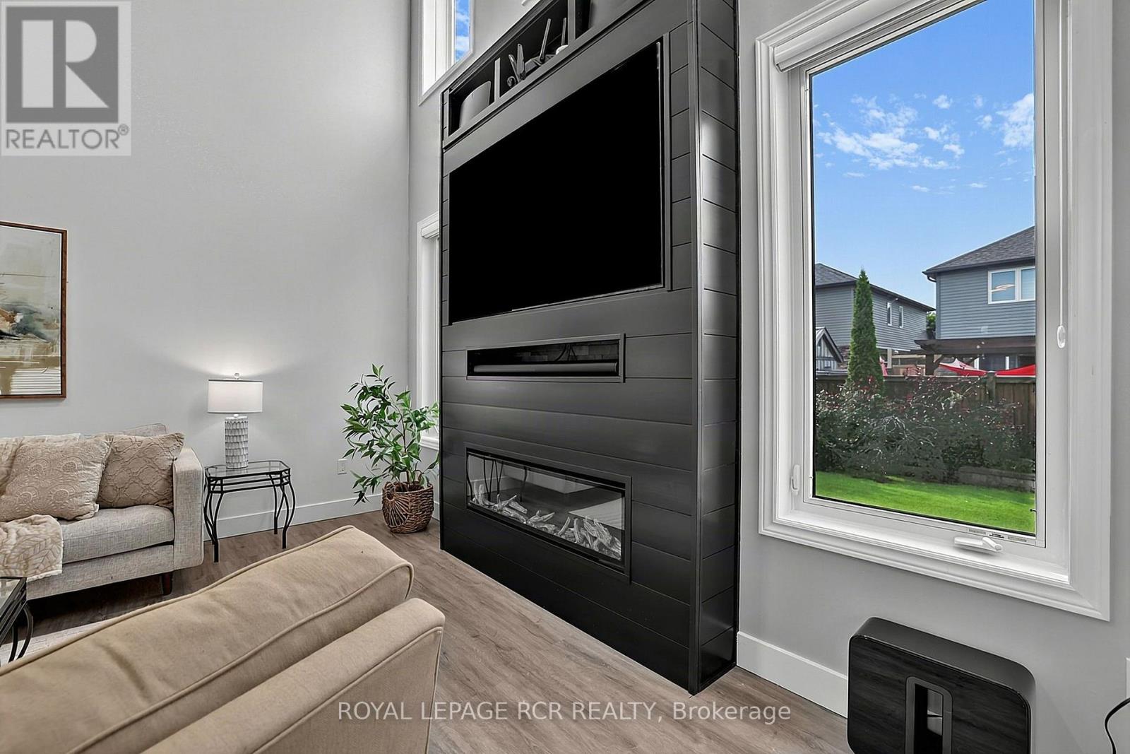 9 MCINTYRE LANE - Image 14