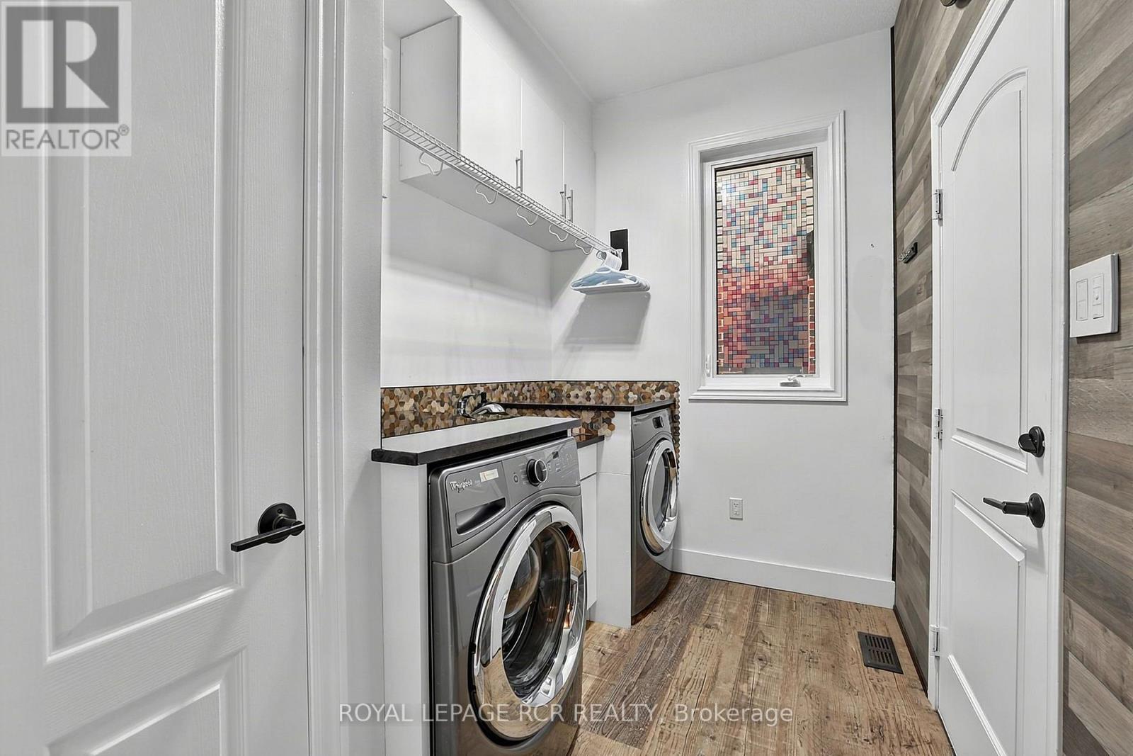 9 MCINTYRE LANE - Image 28