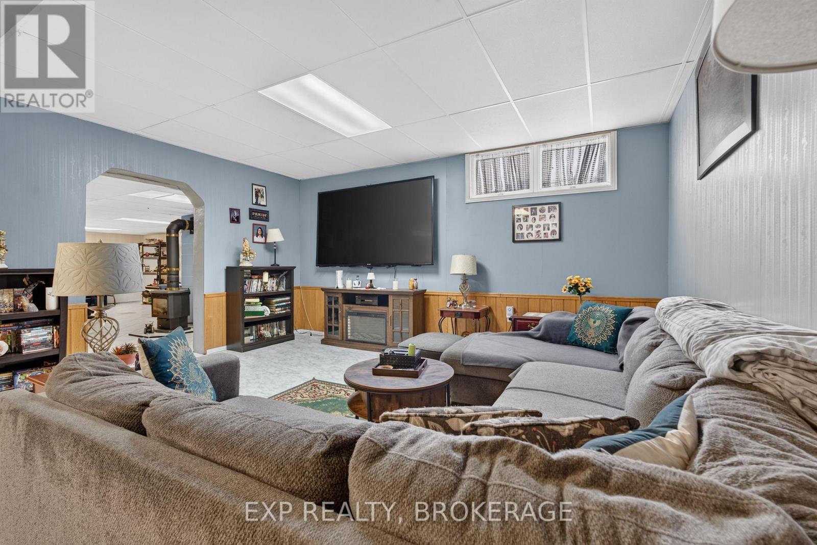 6583 HIGHWAY 15 - Image 30