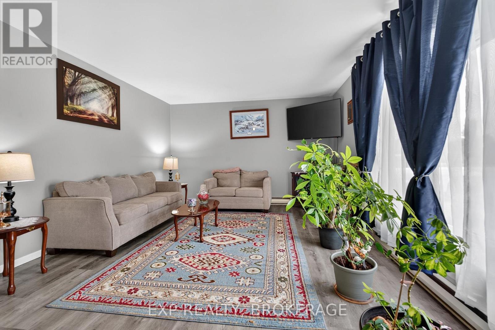 6583 HIGHWAY 15 - Image 8