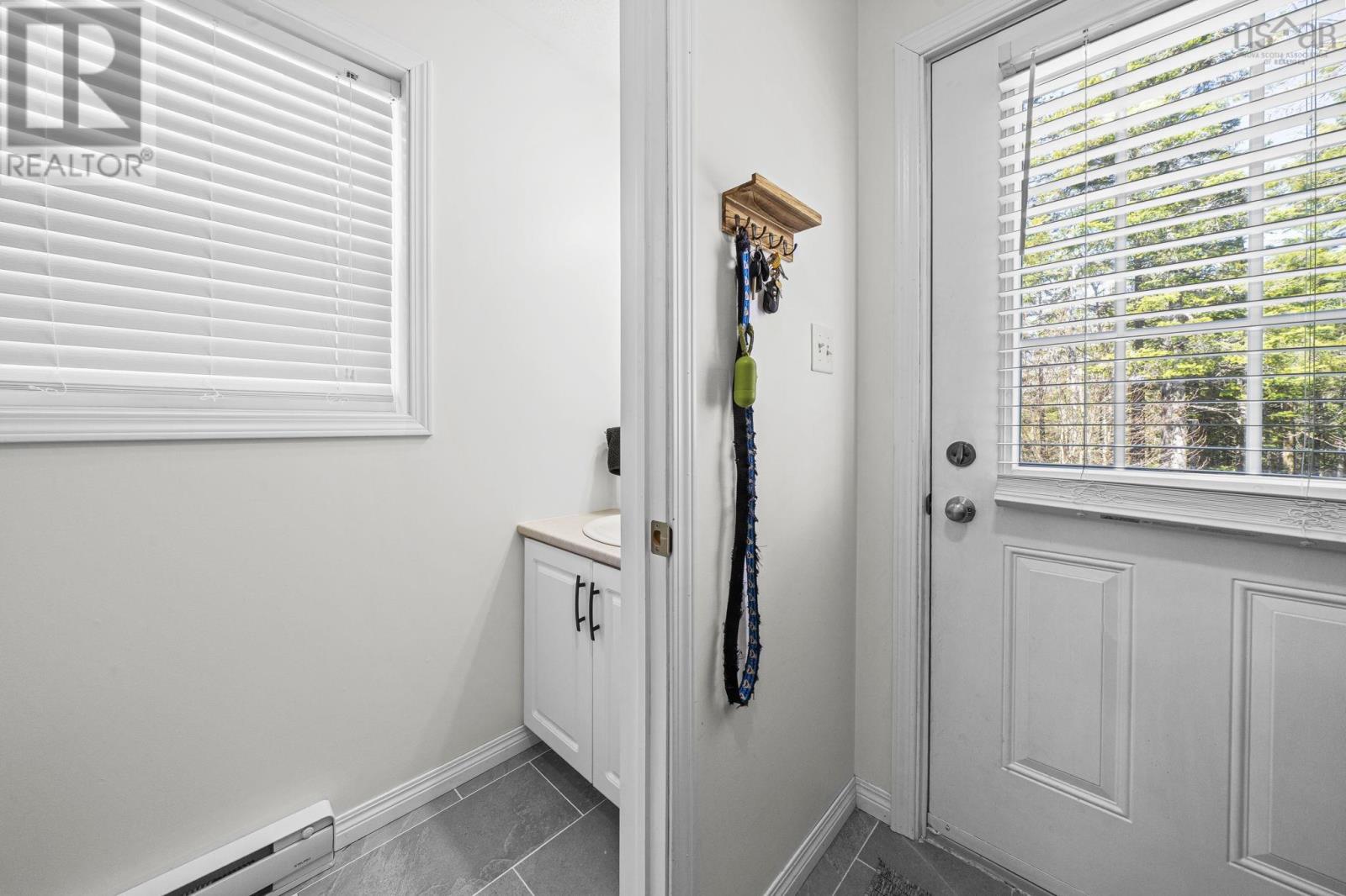 Property 24 of 39 of 3340 Sackville Drive