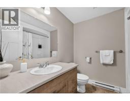 59 Wilmington, Moncton, NB E1A9L3 Photo 40