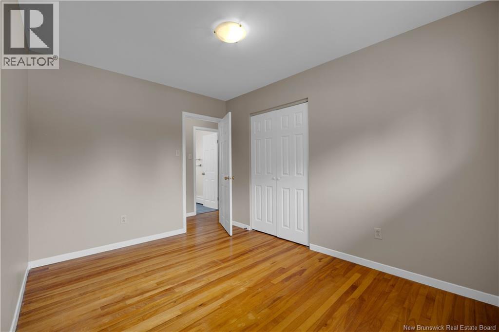 581 Michael Crescent - Image 14