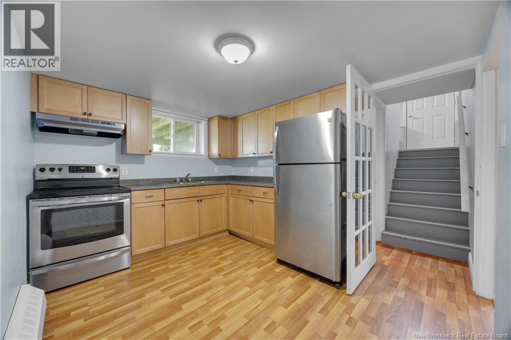 581 Michael Crescent - Image 28