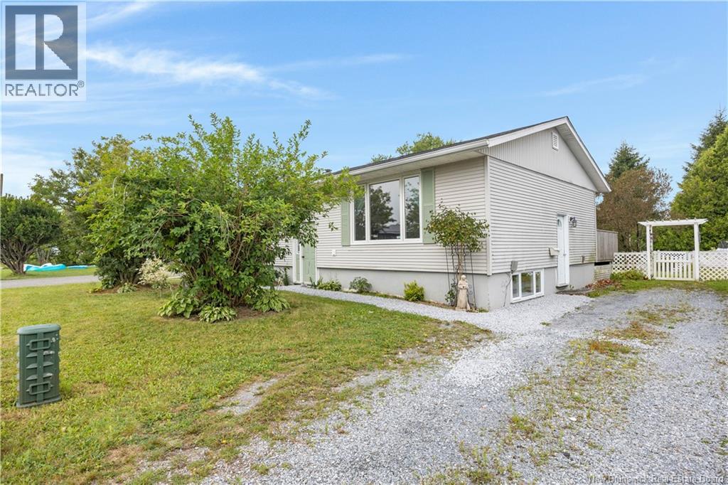 581 Michael Crescent - 2