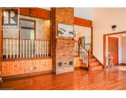 1045 Tremaine Avenue S, Listowel, ON N4W3G9 Photo 14