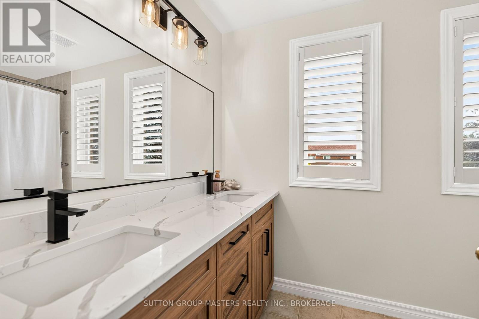473 EVANGELINE AVENUE - Image 24