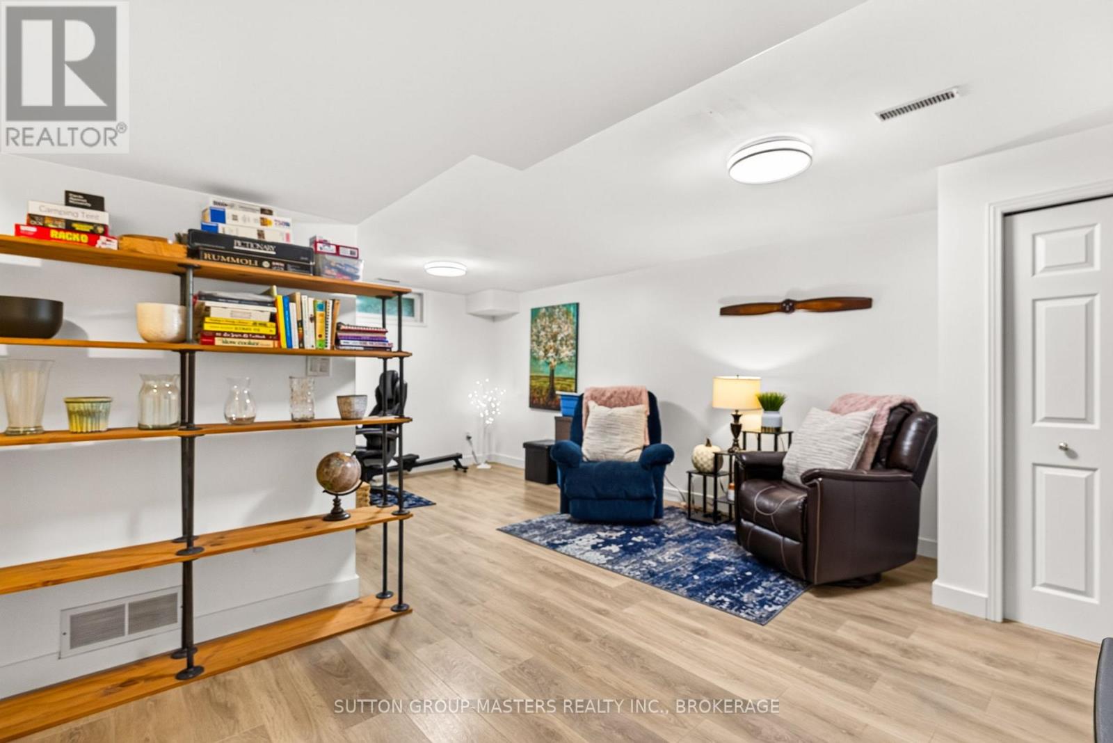 473 EVANGELINE AVENUE - Image 27
