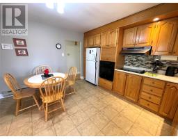 19 Gardner Street thumbnail 15