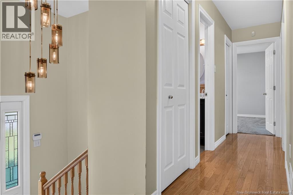 371 Highplain Crescent - 13