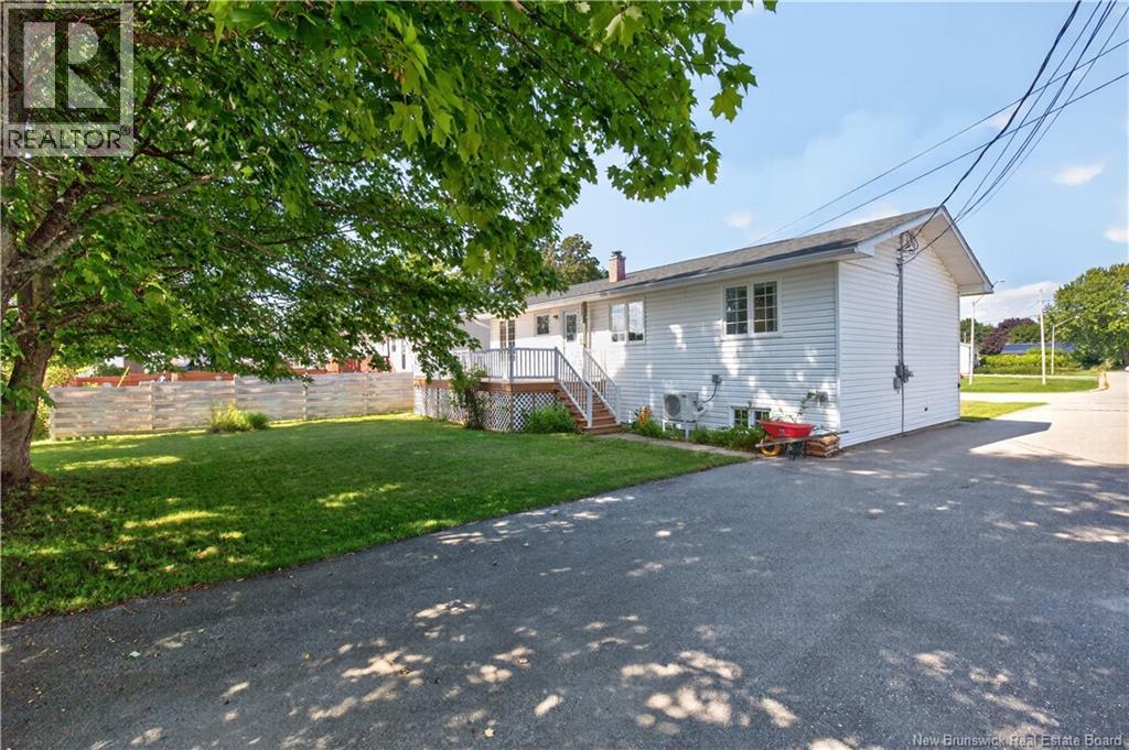 371 Highplain Crescent - Image 29