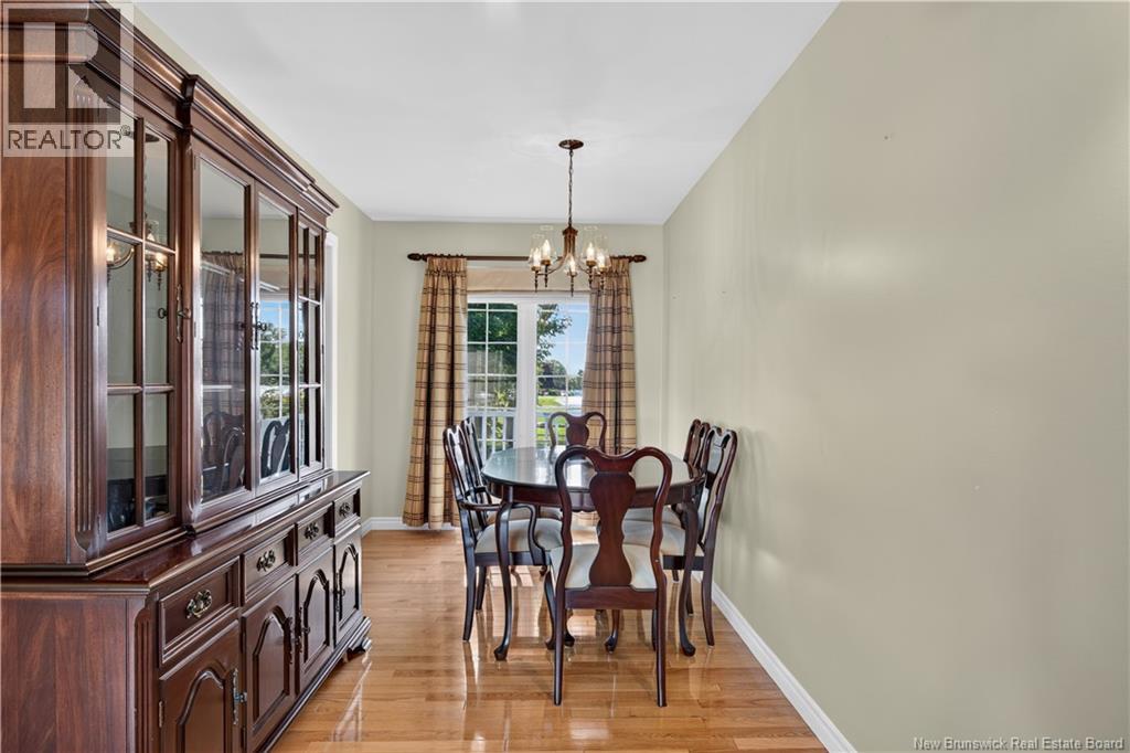 371 Highplain Crescent - Image 7