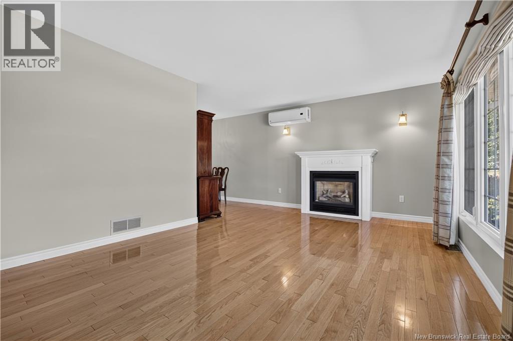 371 Highplain Crescent - 9