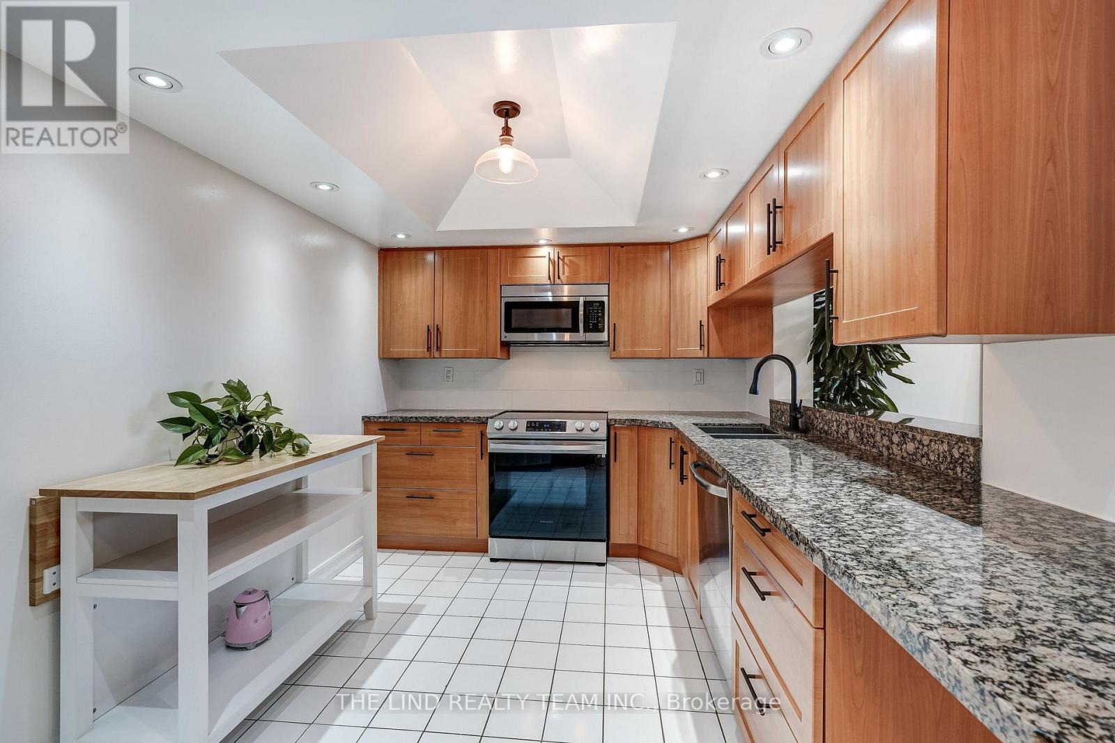 #1402 7440 BATHURST STREET - 10
