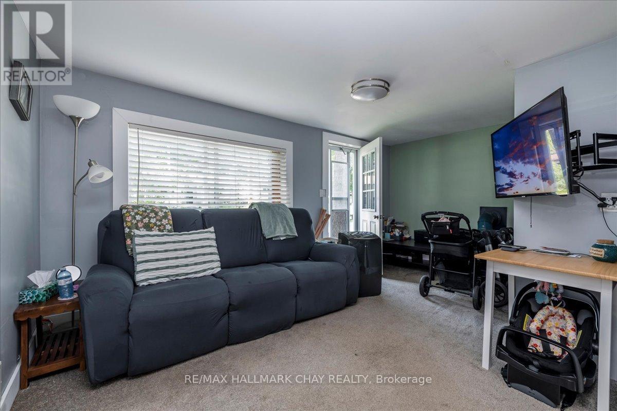 3195 COWAN AVENUE - Image 3