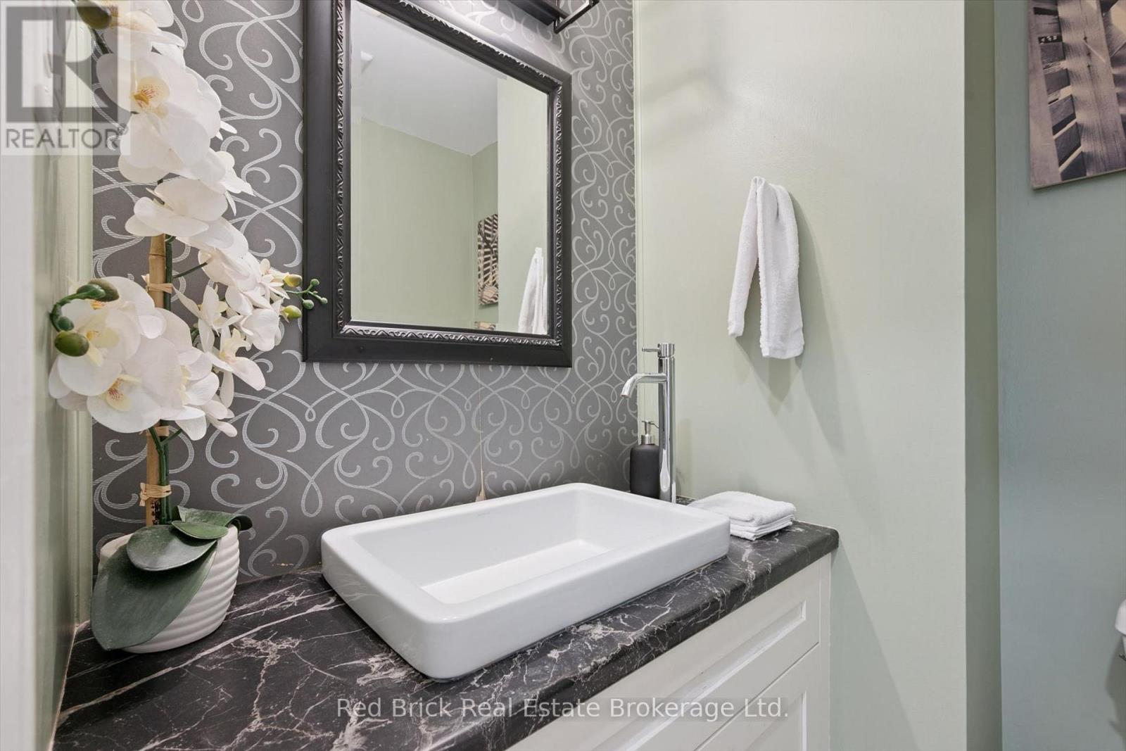 436 WILLOW ROAD - 6