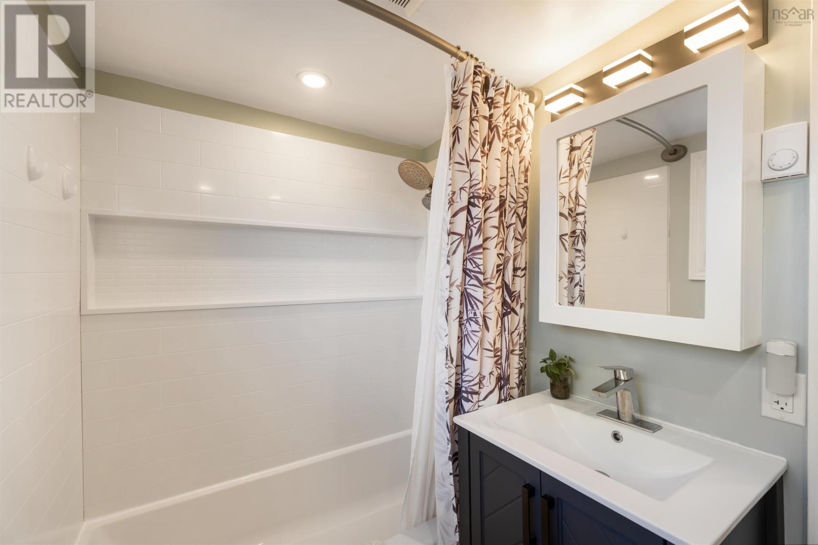 Property 31 of 51 of 1028 Culloden Road