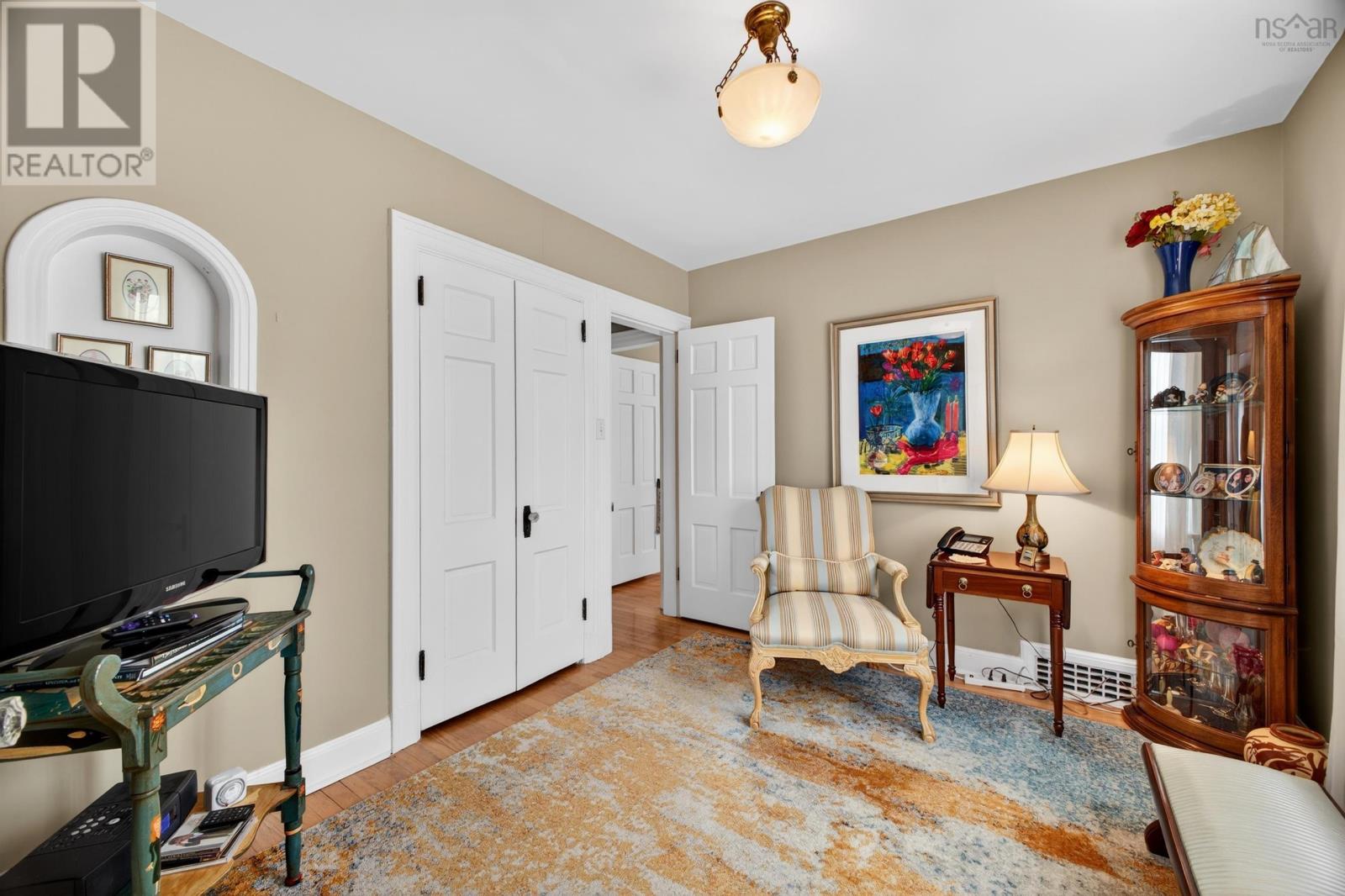 Property 38 of 49 of 46 Highland Drive