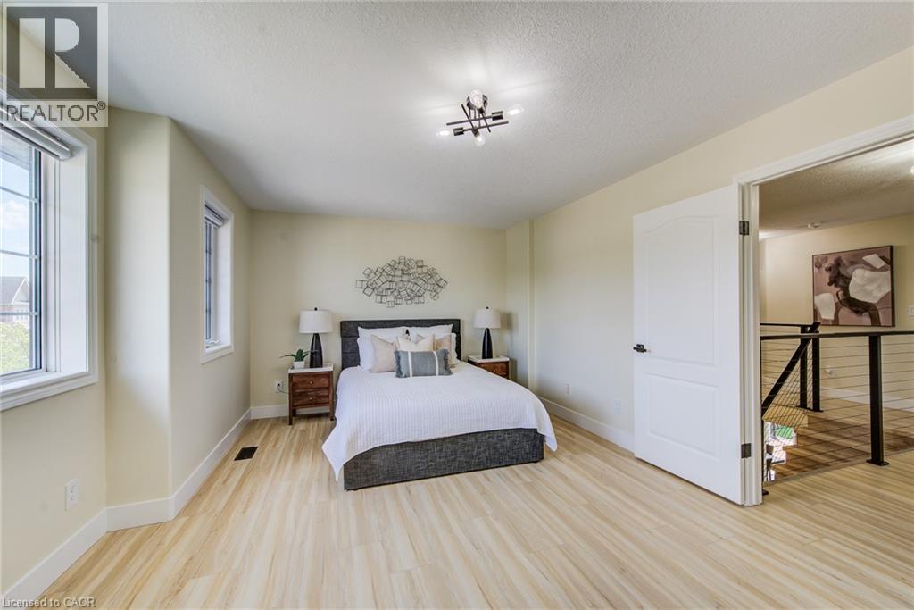 210 HAWKSWOOD Drive - Image 15
