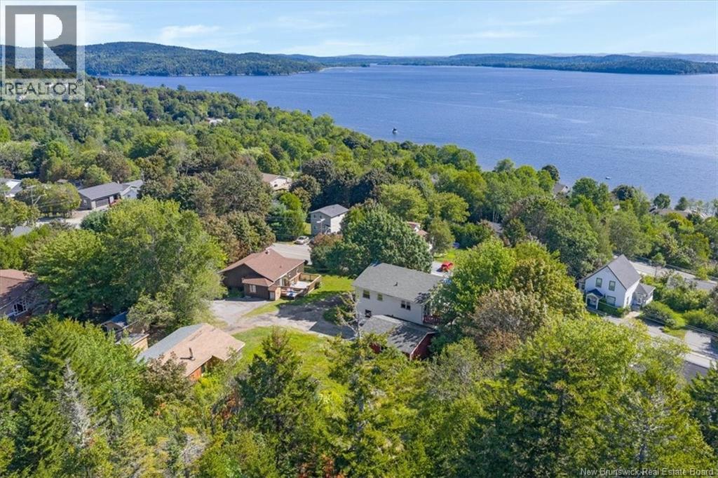 37 Woolastook Drive - 40