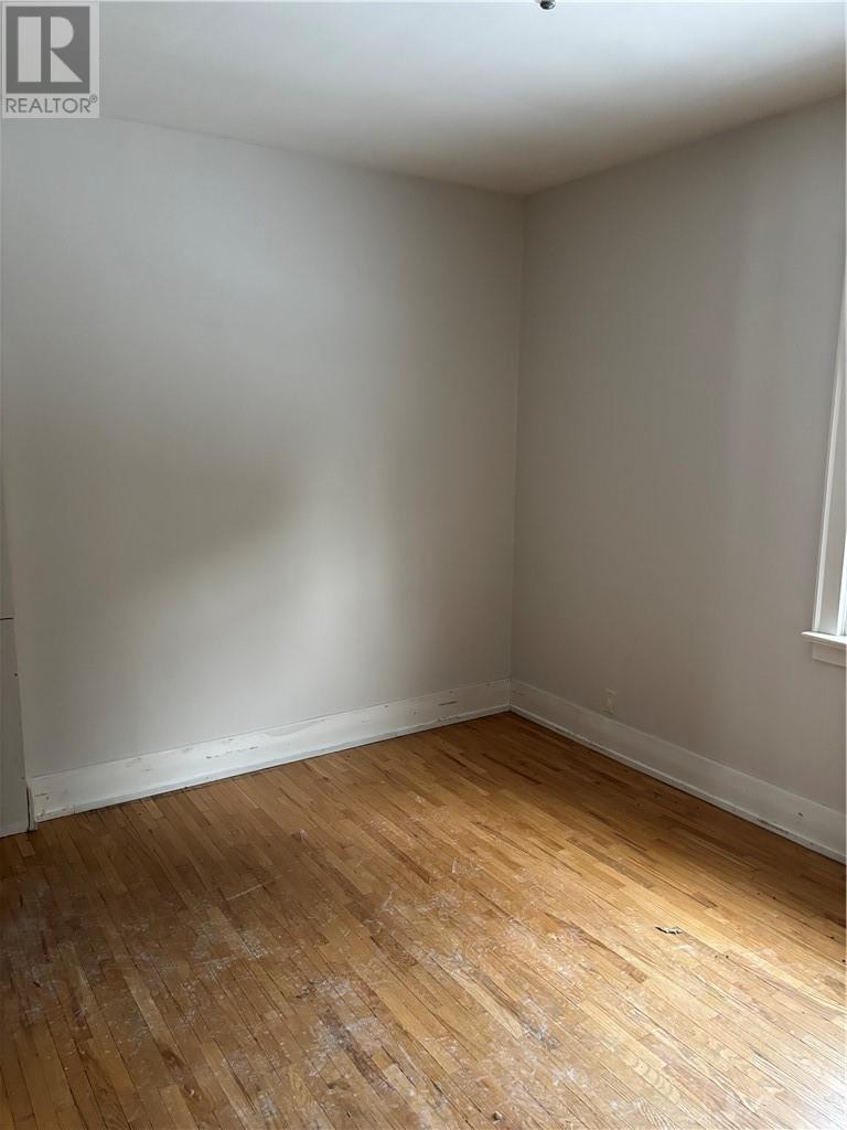 16 ROBINSON Street W - 14