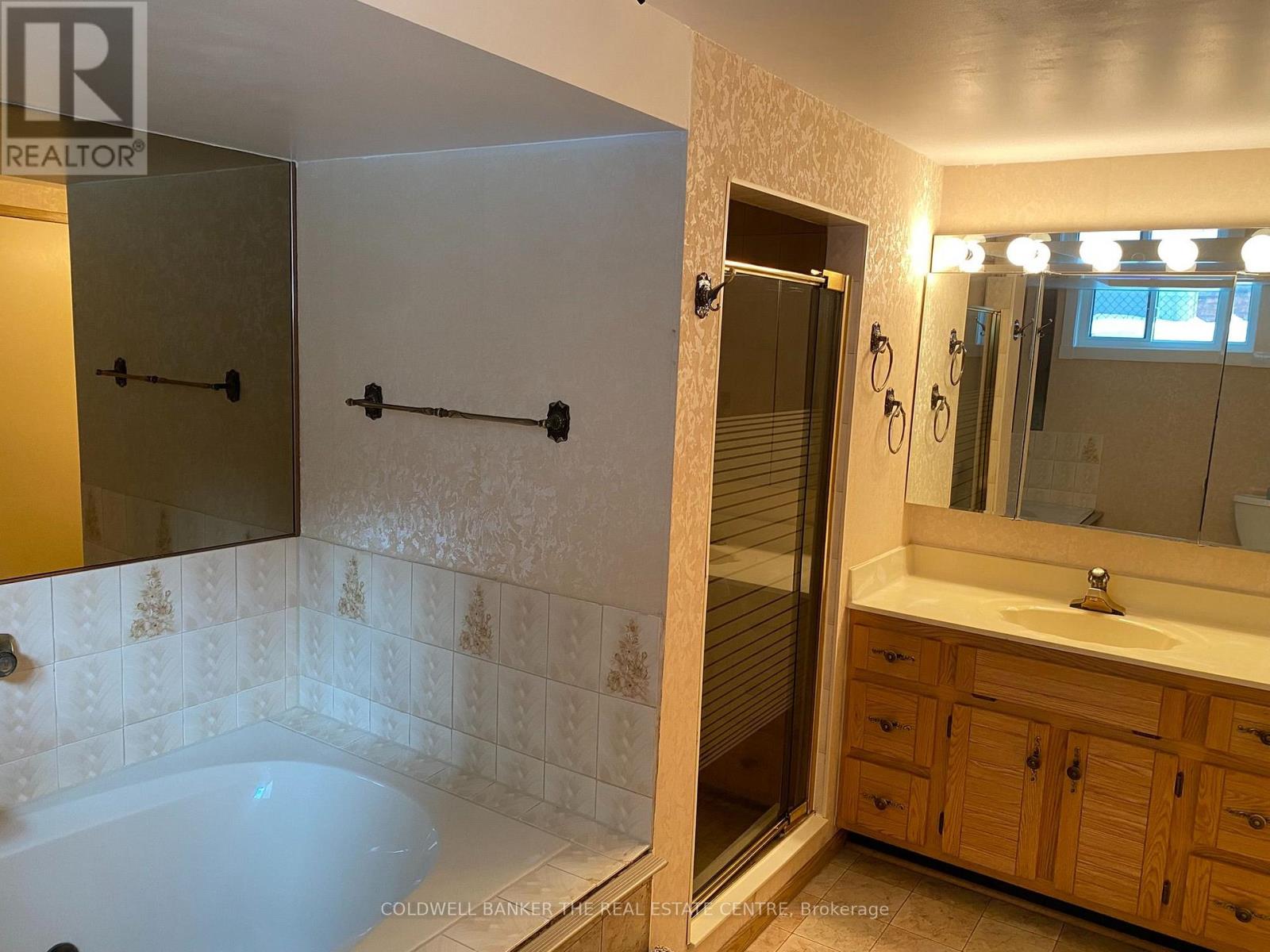 227 PARSONS AVENUE - Image 34