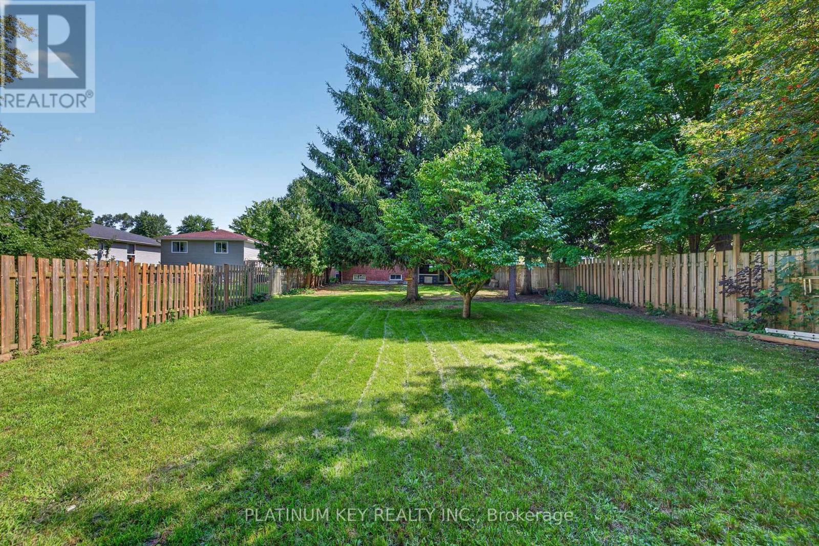 208 SOUTHFIELD DRIVE - Image 46