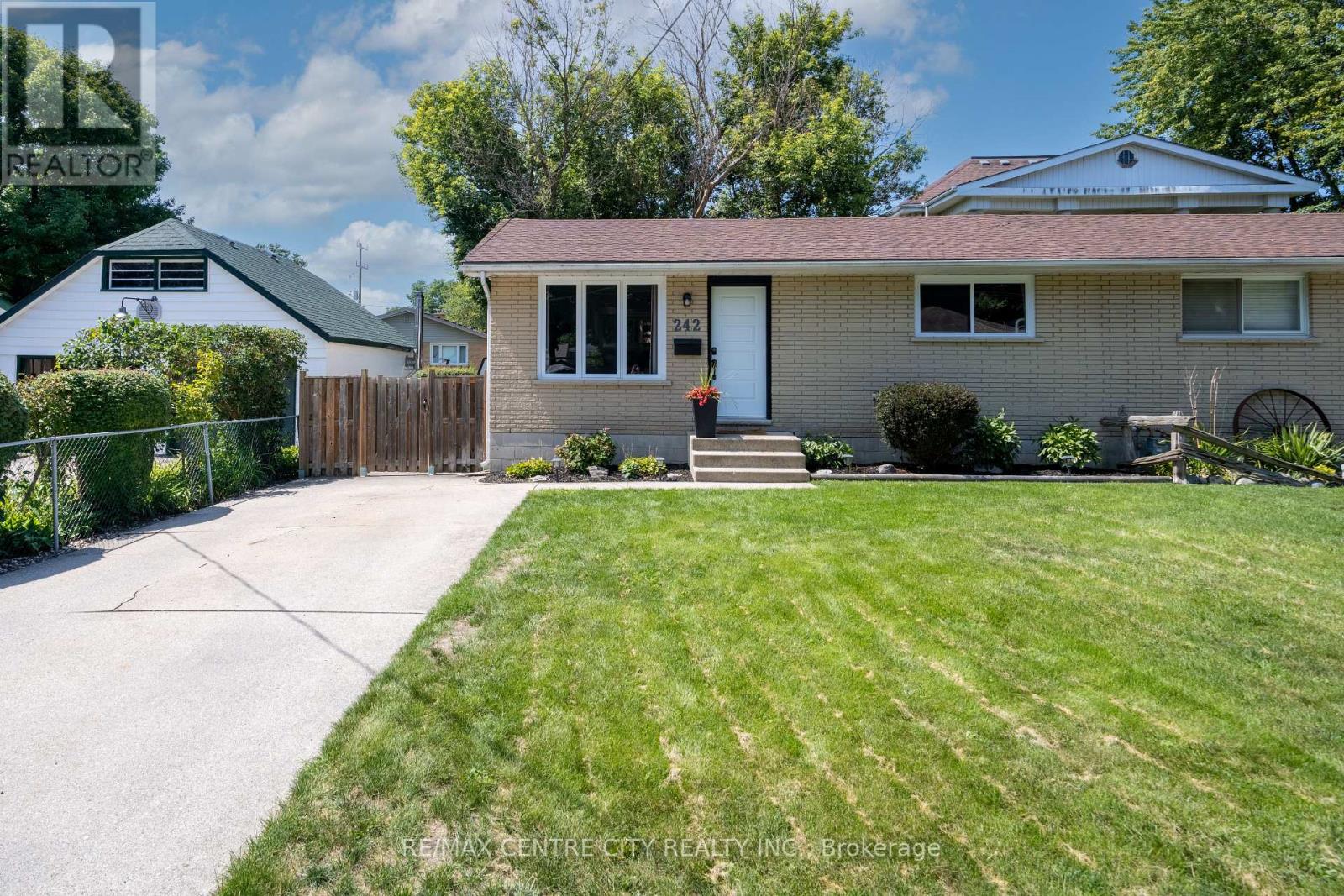 242 RAPLEY STREET - 2