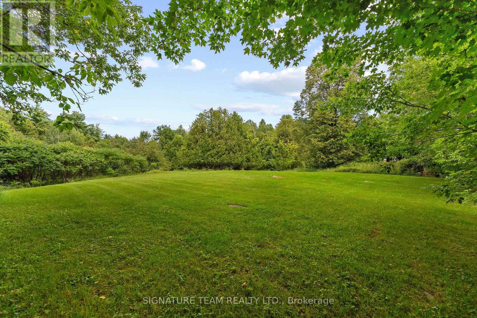 1208 AUGSBURG ROAD N - 27