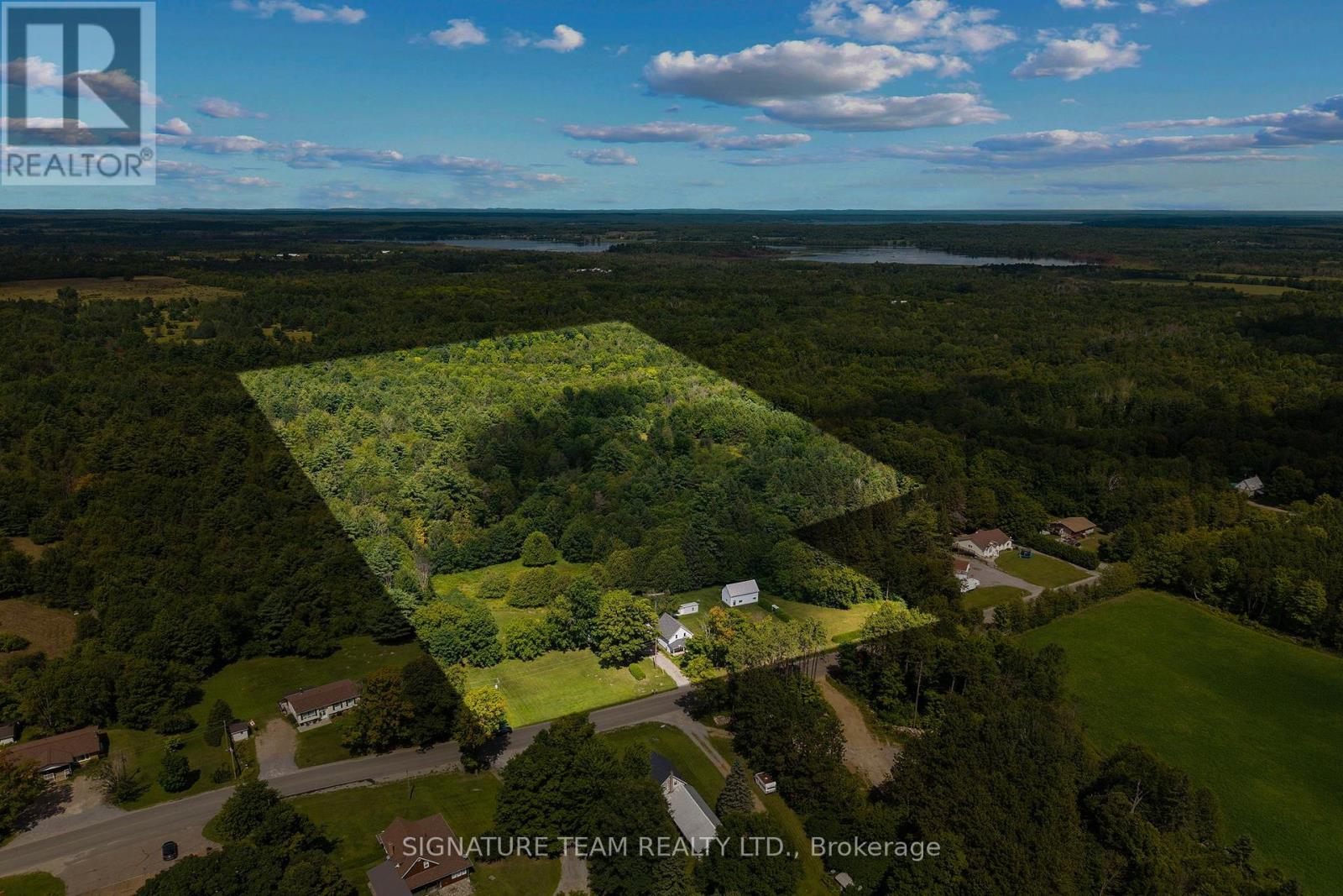 1208 AUGSBURG ROAD N - Image 3