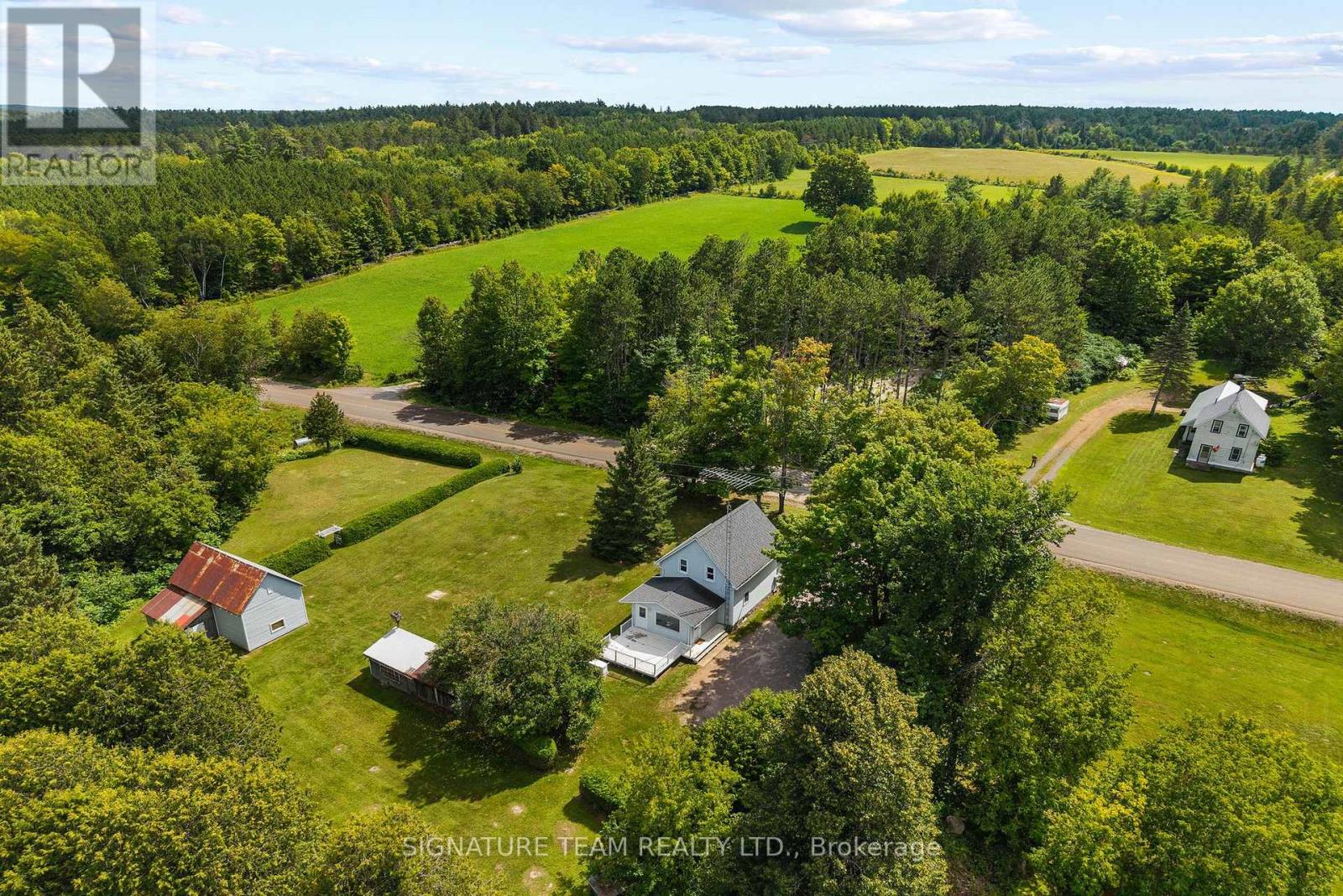 1208 AUGSBURG ROAD N - Image 30